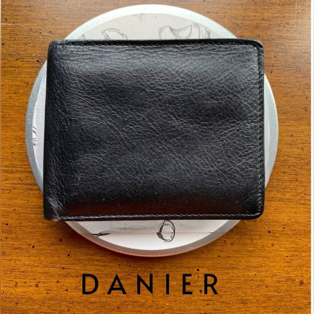 Danier Classic Black Leather Wallet